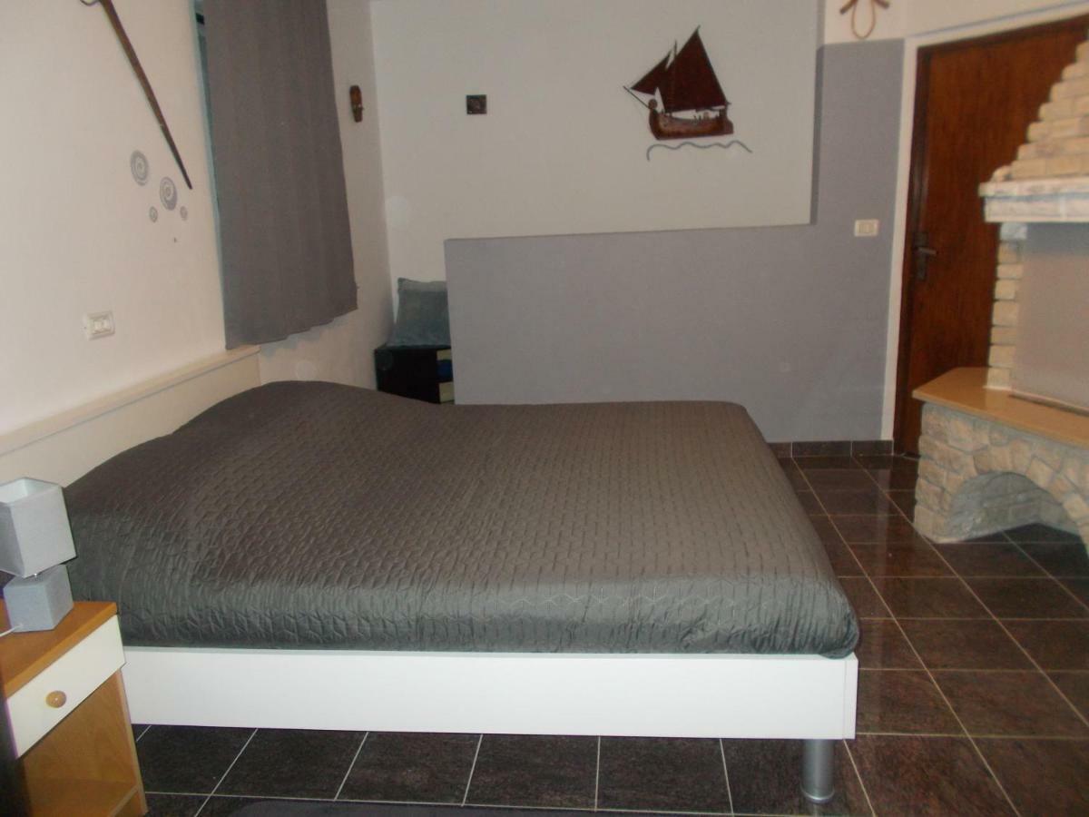 Apartamento Ella Pula Exterior foto