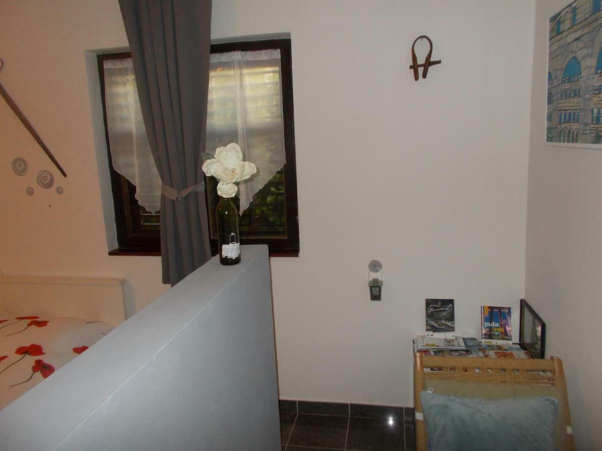Apartamento Ella Pula Exterior foto